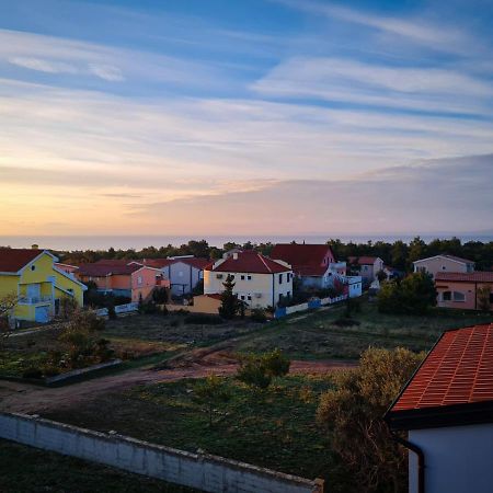 Villa Mena Vir Eksteriør billede